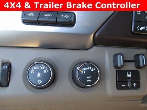 Used 2018 Chevrolet Suburban Premier image 19