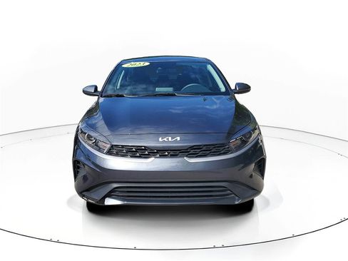 Certified 2023 Kia Forte LXS image 2