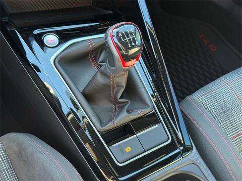 Used 2023 Volkswagen GTI SE w/ Golf Protection Package image 25