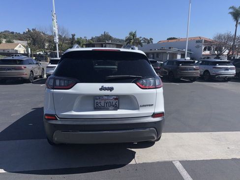 Used 2020 Jeep Cherokee Limited image 8