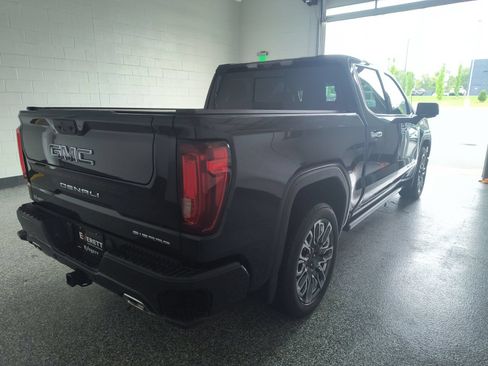 Used 2023 GMC Sierra 1500 Denali Ultimate AWD/4WD image 5