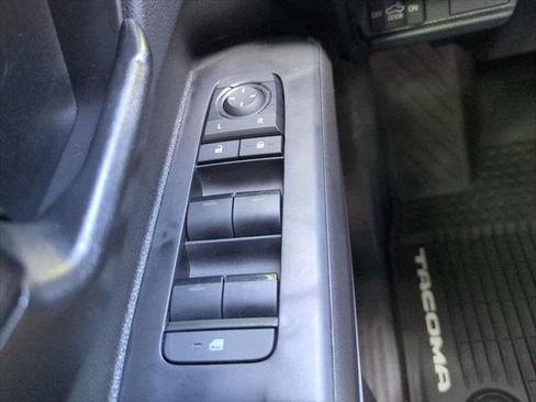Certified 2026 Toyota Tacoma SR5 RWD image 21