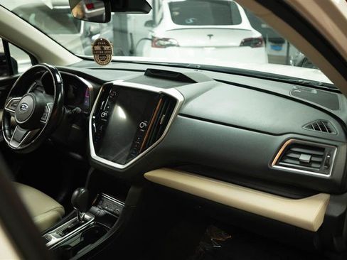 Used 2023 Subaru Ascent Limited AWD/4WD image 16