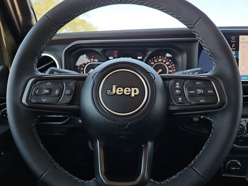 New 2026 Jeep Gladiator Sport AWD/4WD image 30