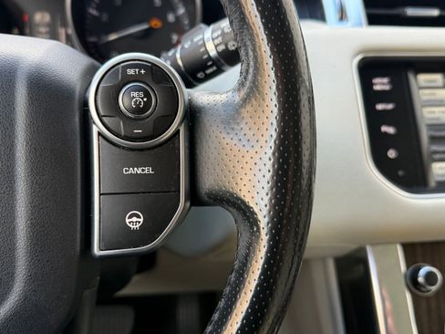 Used 2014 Land Rover Range Rover Sport HSE image 27