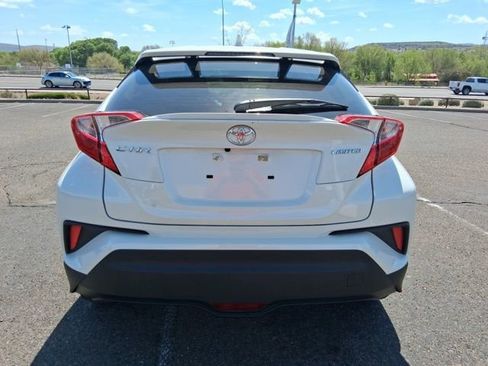 Used 2019 Toyota C-HR Limited image 7