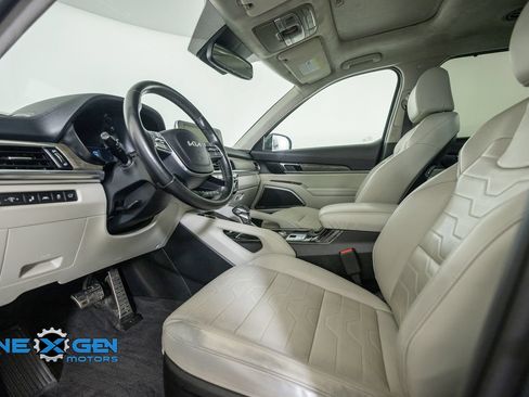 Used 2022 Kia Telluride SX w/ SX Prestige Package AWD/4WD image 10