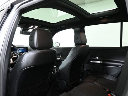 Certified 2022 Mercedes-Benz GLB 250 4MATIC image 31