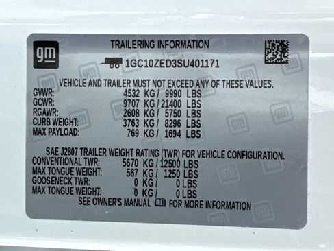 Used 2025 Chevrolet Silverado EV LT AWD/4WD image 32