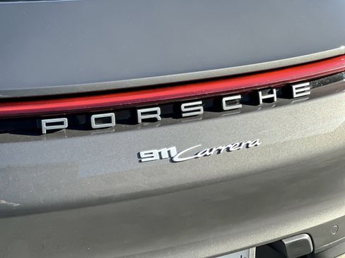 Used 2022 Porsche 911 Carrera image 26