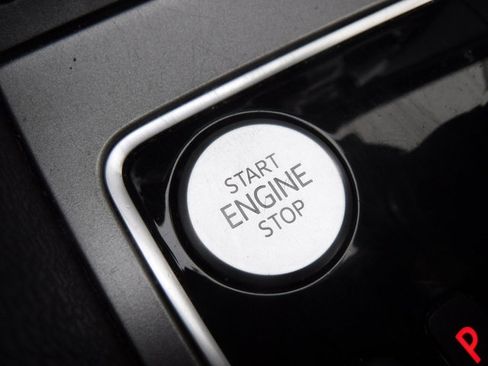 Used 2020 Volkswagen Passat 2.0T R-Line image 23