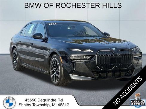 Used 2026 BMW 740i xDrive image 1