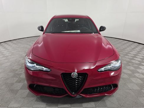 Used 2024 Alfa Romeo Giulia Sprint RWD image 2