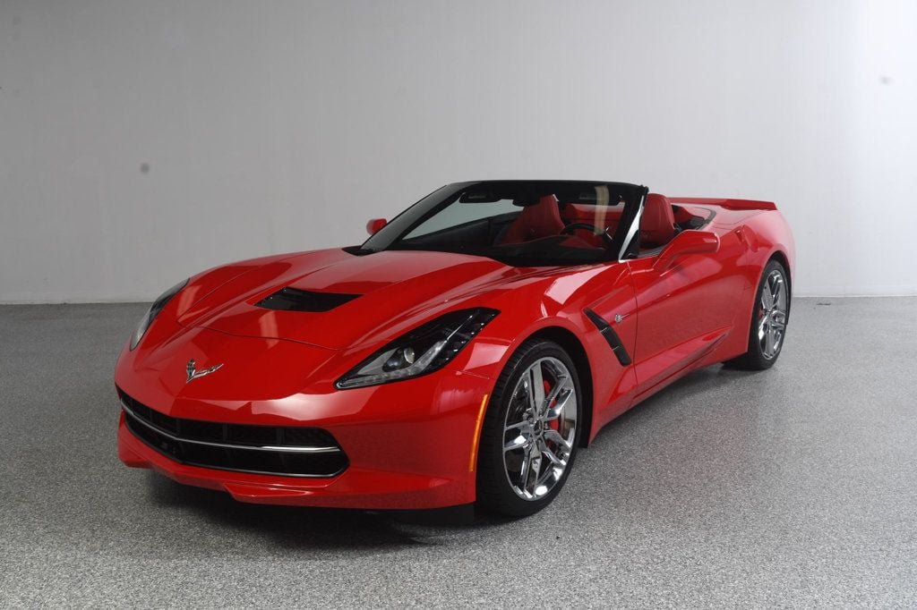 Used 2014 Chevrolet Corvette Stingray Convertible w/ 3LT Preferred Equipment Group RWD image 2
