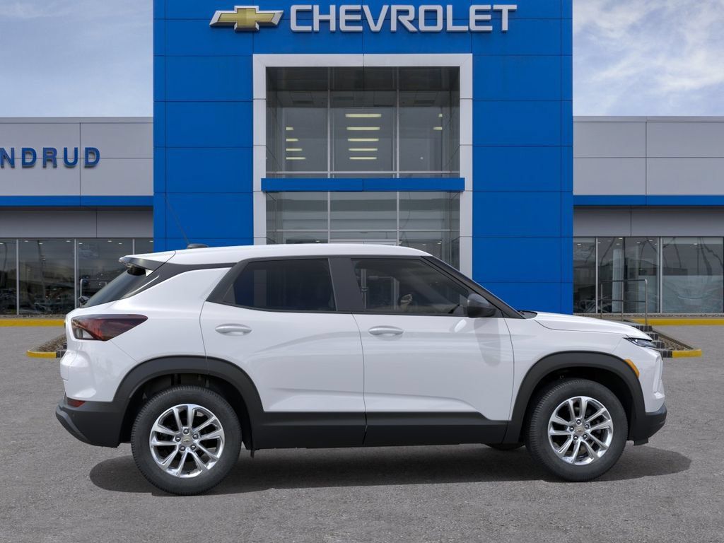 New 2026 Chevrolet TrailBlazer LS w/ LS Convenience Package AWD/4WD image 5
