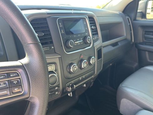 Used 2020 RAM 1500 Tradesman AWD/4WD image 15