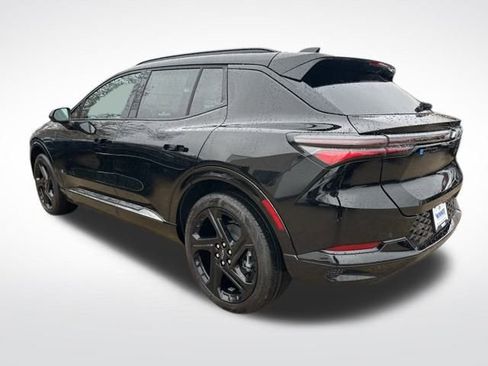 New 2026 Chevrolet Equinox EV RS image 3