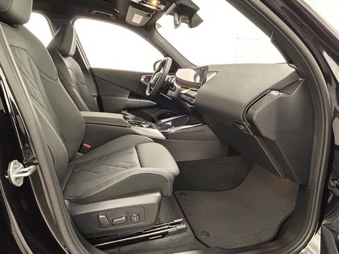 Used 2025 BMW X3 xDrive30i w/ Convenience Package image 38