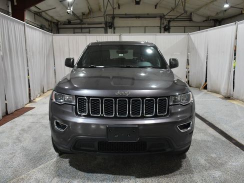 Used 2017 Jeep Grand Cherokee Laredo w/ Quick Order Package 23E image 2