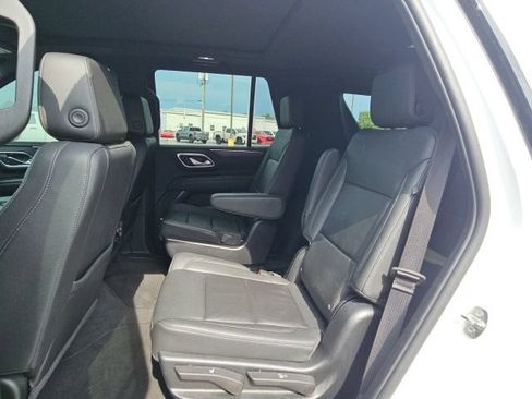 Used 2022 Chevrolet Tahoe LT AWD/4WD image 16