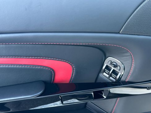 Used 2017 Aston Martin V12 Vantage S image 13