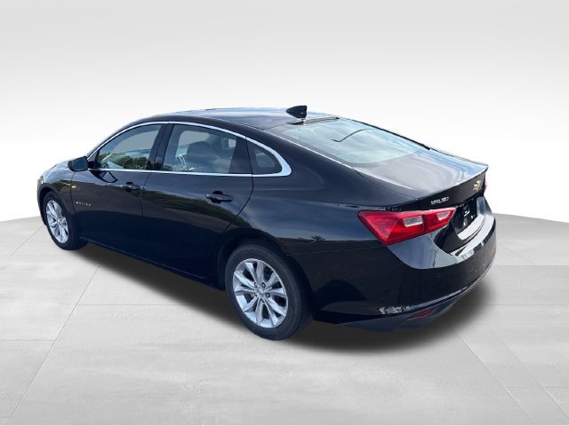 Used 2025 Chevrolet Malibu LT FWD image 3