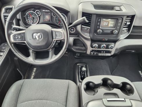 Used 2024 RAM 3500 Tradesman w/ Chrome Appearance Group image 27