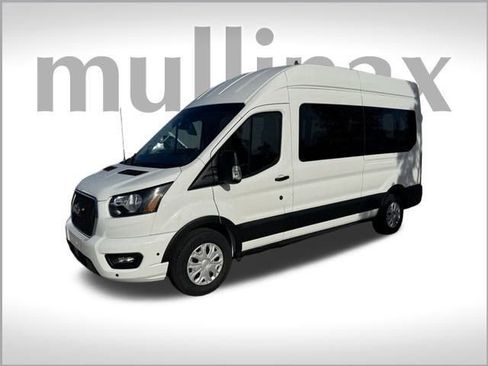 Used 2024 Ford Transit 350 XLT image 18