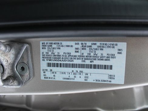 Used 2018 Ford Escape SE image 44