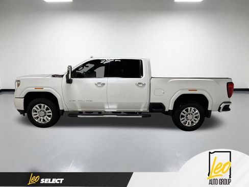 Used 2022 GMC Sierra 3500 Denali w/ Technology Package AWD/4WD image 11