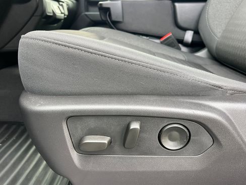 Used 2025 Chevrolet Silverado 1500 Custom w/ Rally Edition image 13