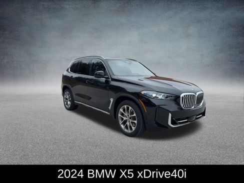 Used 2024 BMW X5 xDrive40i w/ Premium Package AWD/4WD image 3