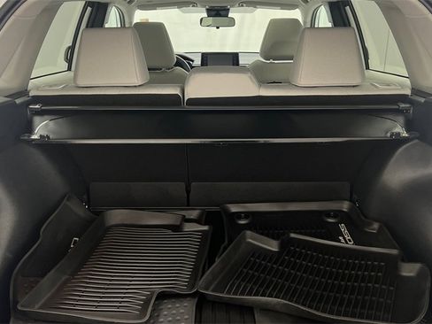 Certified 2022 Toyota Corolla Cross LE image 13