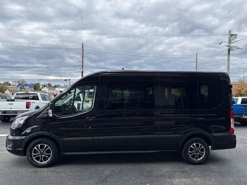 Used 2023 Ford Transit 350 XLT image 24