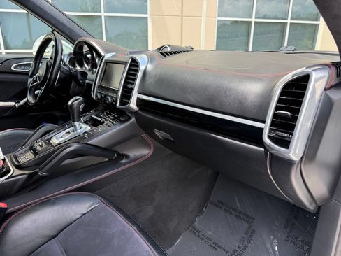 Used 2016 Porsche Cayenne GTS AWD/4WD image 24