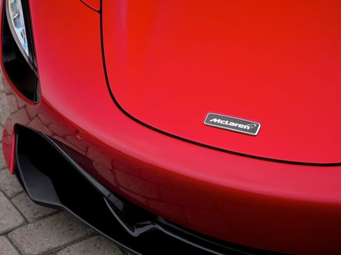 Used 2020 McLaren 720S Performance RWD image 19