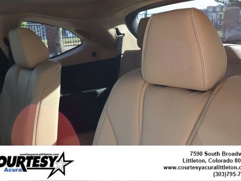 Used 2023 Acura MDX SH-AWD w/ Advance Package image 27