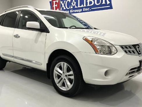 Used 2013 Nissan Rogue SV w/ Premium Pkg AWD/4WD image 5