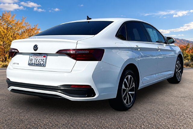Used 2023 Volkswagen Jetta S FWD image 6