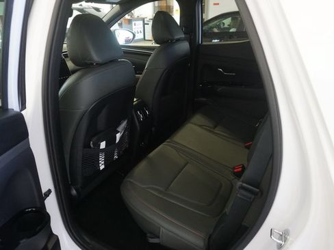 Used 2024 Hyundai Santa Cruz Limited AWD/4WD image 23