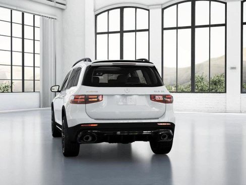 New 2026 Mercedes-Benz GLB 35 AMG 4MATIC image 38