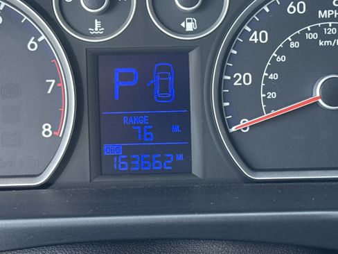 Used 2011 Hyundai Elantra FWD image 5