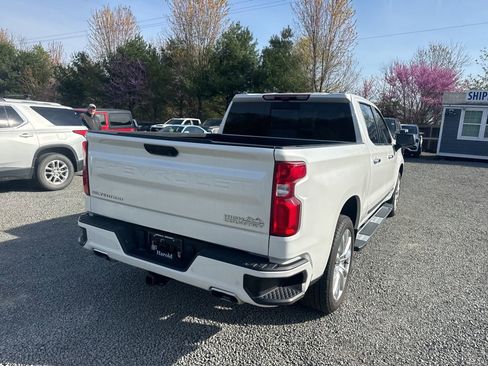 Used 2024 Chevrolet Silverado 1500 High Country w/ High Country Premium Package image 7