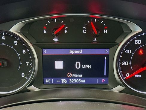 Used 2023 GMC Terrain SLE w/ Driver Convenience Package FWD image 12