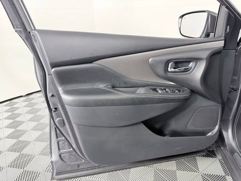 Used 2022 Nissan Murano SV image 9