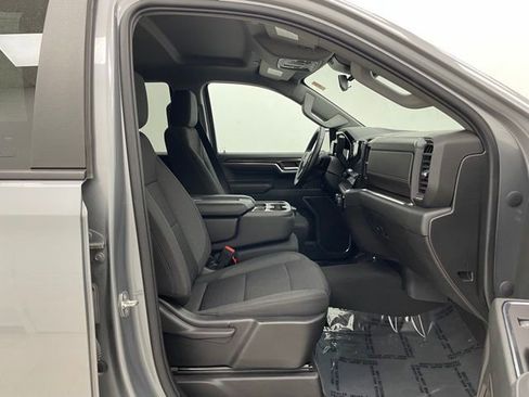 Used 2023 Chevrolet Silverado 1500 LT AWD/4WD image 17