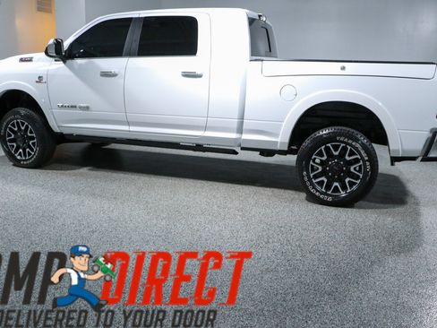 Used 2022 RAM 2500 Limited AWD/4WD image 10