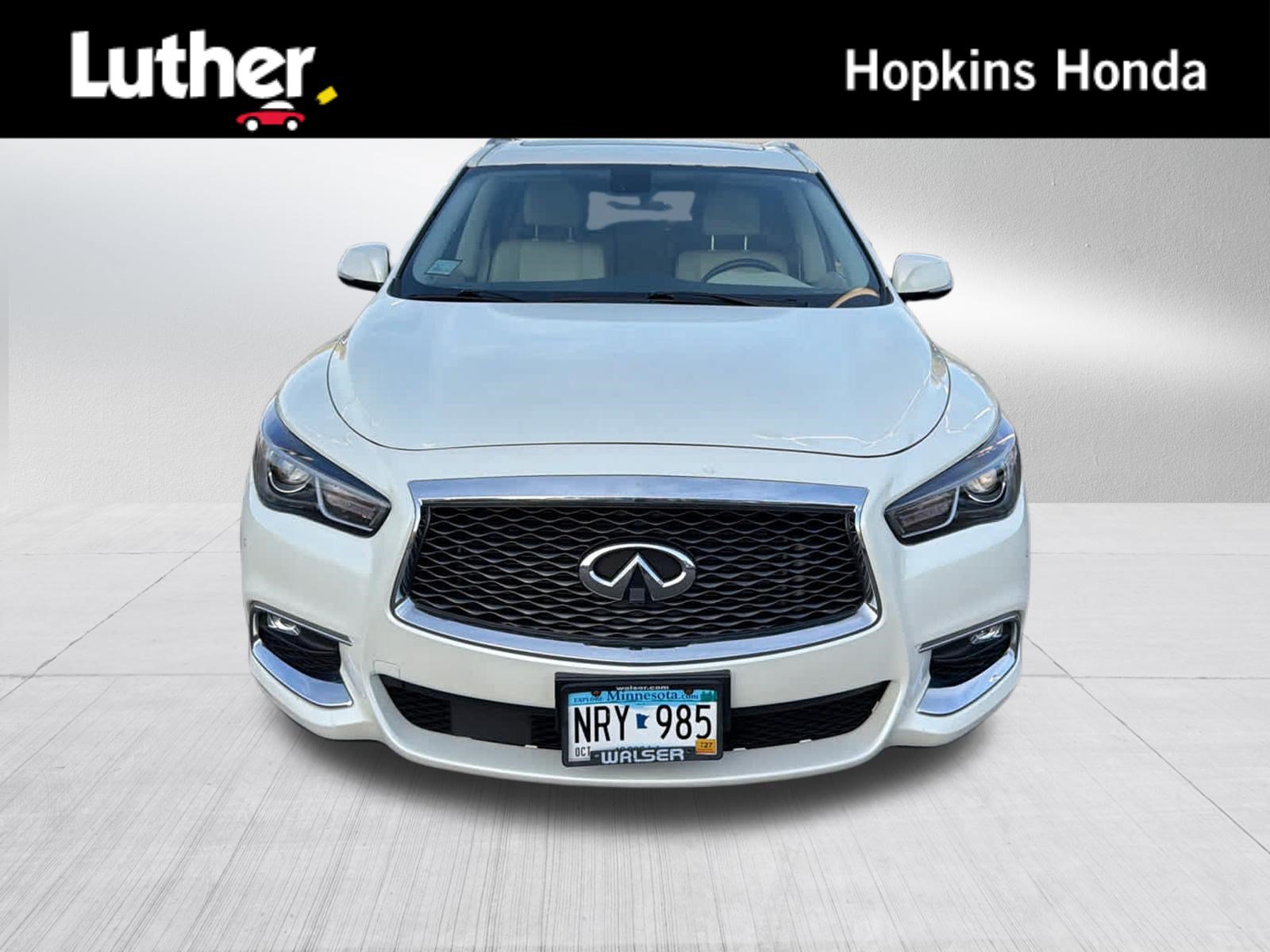 Used 2017 INFINITI QX60 Luxe w/ Premium Plus Package AWD/4WD image 1