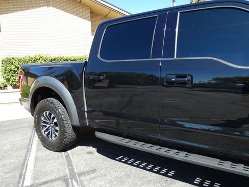 Used 2019 Ford F150 Raptor image 7