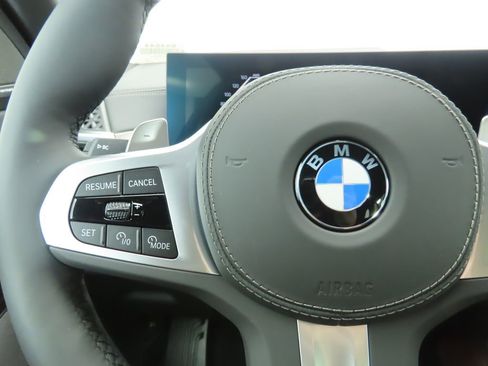 New 2026 BMW X5 xDrive40i w/ M Sport Package image 11